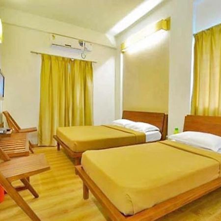 Hotel Holiday Home บังกาลอร์ ภายนอก รูปภาพ