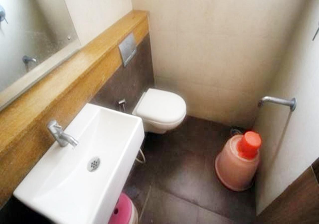 Hotel Holiday Home บังกาลอร์ ภายนอก รูปภาพ